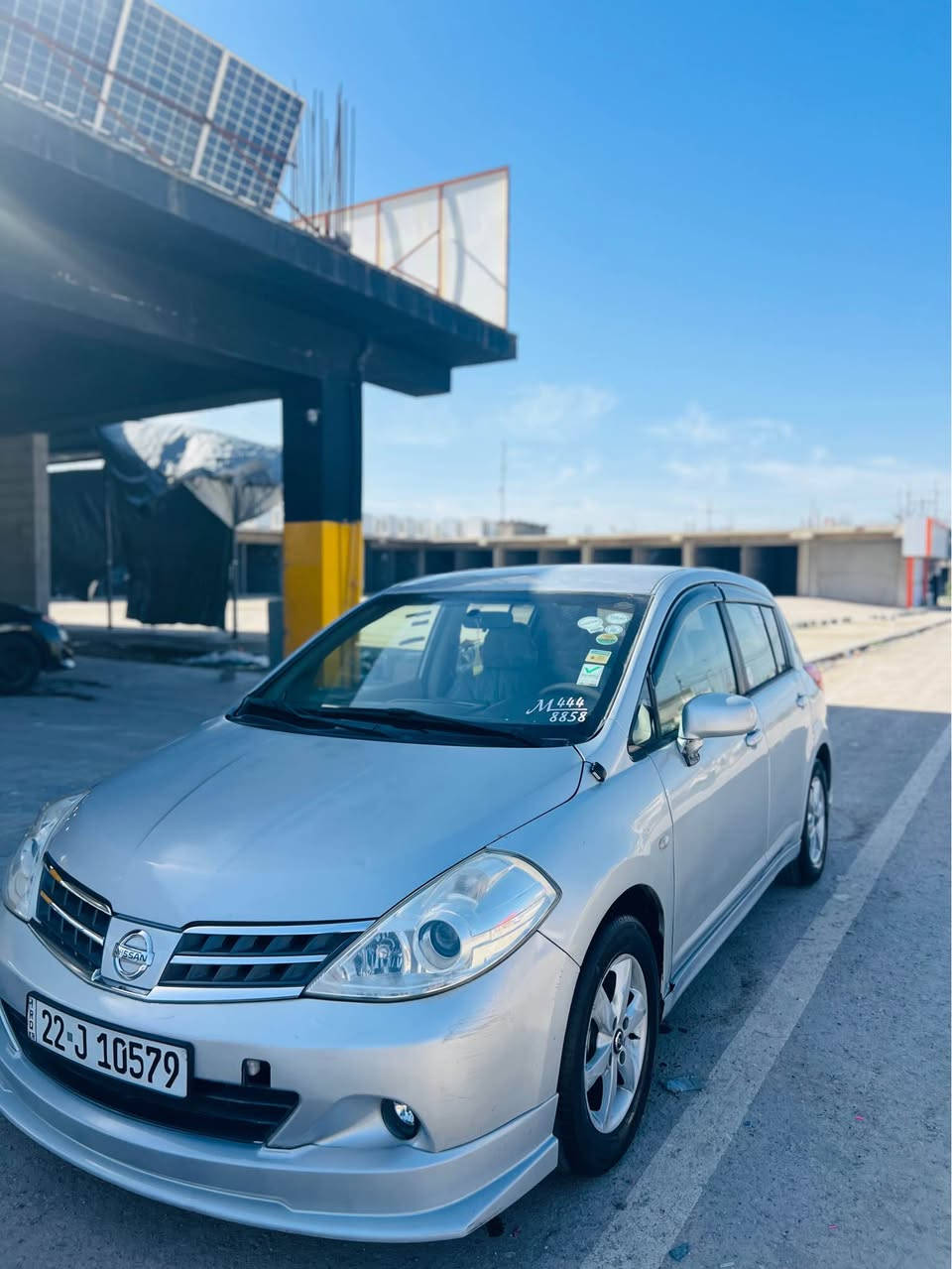 نیسان تیدا ٢٠١٠
پینج پارجەی هەیە
بی داخیلی
بی ناو گرتن
پیشو پشتی کەبسە
جوارجام کارەبا
گیرومەکینە بەشەرت
سەیارەکە پاکو خاوەنە 
فول سپۆرتە
نرخی ٨٤ وەرەقەو 
مەچالی برایانە
ژمارە مووبایل
*********** أربيل, العراق
