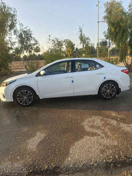 كورلا 2015 خليجي ساز السيارة عله وضع الشركة عدا تكحيلات بسيطة مواصفات SE رقم شمالي
السعر 148 وبيه مجال
الاستفسار ***********
