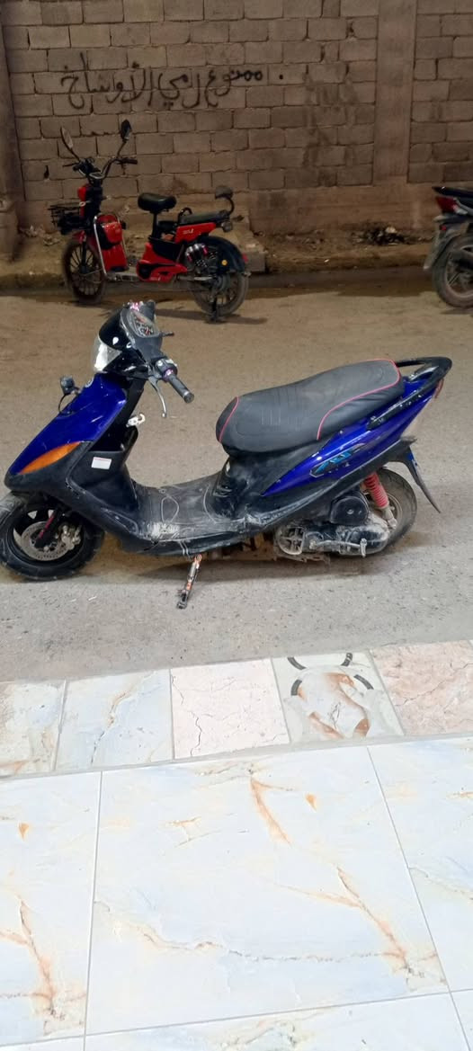 سلام عليكم ماكس عدله للبيع معمره جديد دراجه خير من الله شلعه ومعدل تشك الكاع السعر خاص او الاتصال على الرقم ***********
