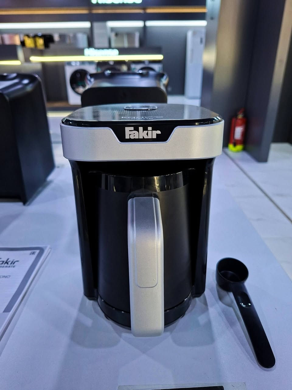 فقط بسعر الجملة
أجهزة القهوة من Fakir تجمع بين الأداء الألماني الأنيق والطعم المثالي في كل فنجان ☕
#معرض لورنس للأجهزة الكهربائية
وكيل معتمد لأفضل الماركات:
HITACHI • Hisense • DLC • gorenje • Fakir • BiSSEll
العنوان📍: الموصل – حي الوحدة –قرب جامع الصابرين
للطلب والاستفسار الاتصال ع الارقام التالية :
كورك / ***********
اسيا  / ***********
