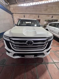 لاندكروز Vx limited  2024 السعر 75.000 $ وبي مجال  مكان السياره بغداد ...