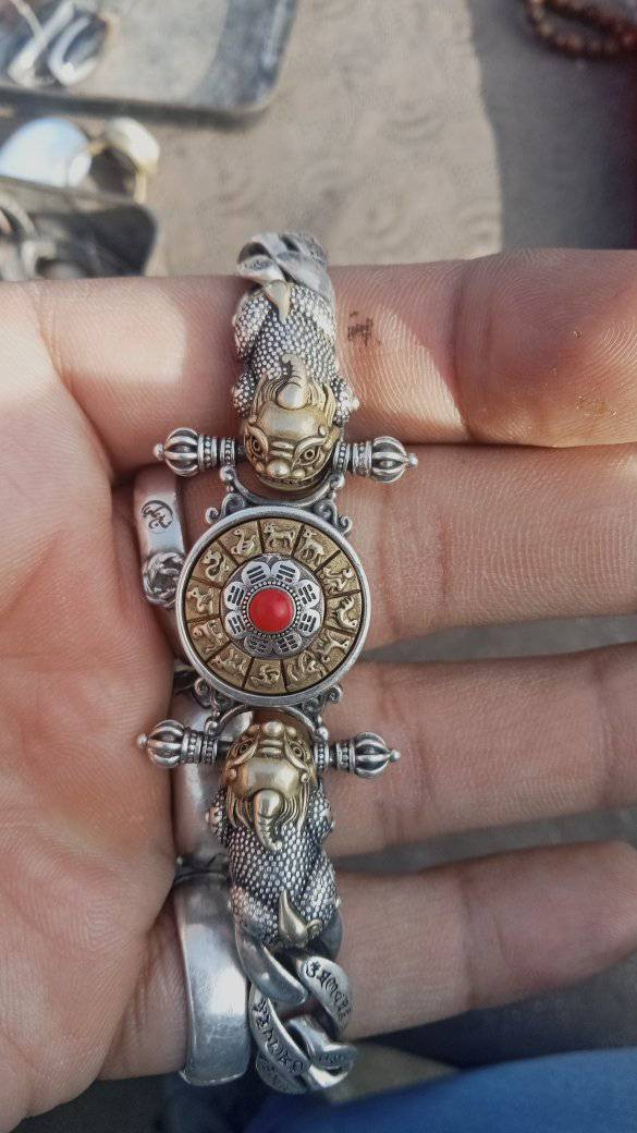 سوار فضه سعر الغرام 5 ألف


**إذا كنت صاحب هذا الإعلان وتريد حذفه لأي سبب، رجاءا أرسل رسالة إلى الدعم الفني**