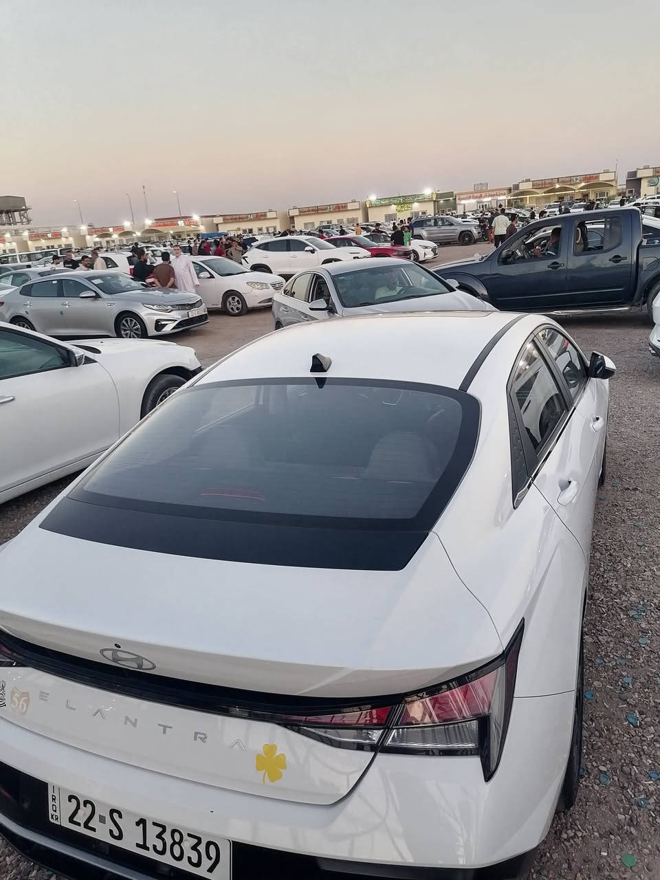 النترا ٢٠٢٥ تجميع الصين بيهه بارد بل طرف الجاملق الايسر والباب الوره السعر 140 $رقم الهاتف ***********
