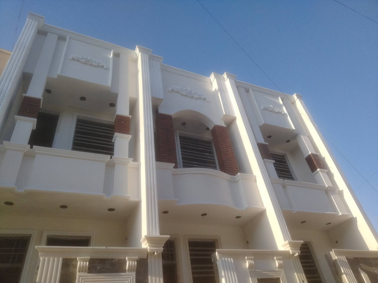 بفضل الله نشتغل شغول رقم واحد ثقة اسرع وقت احسن التشطيب اللي يخطر علي بالك واحنا بالخدمة ***********
كادر المصرين انت ديمان في امان وثقة🇮🇶❤️🇪🇬
