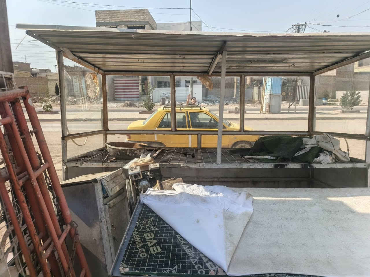 السلام عليكم غراض مخبز البيع الشراي يتصل و بي خير و يدالل اني مكلف بل نشر *********** مكان بغداد الحسينيه
