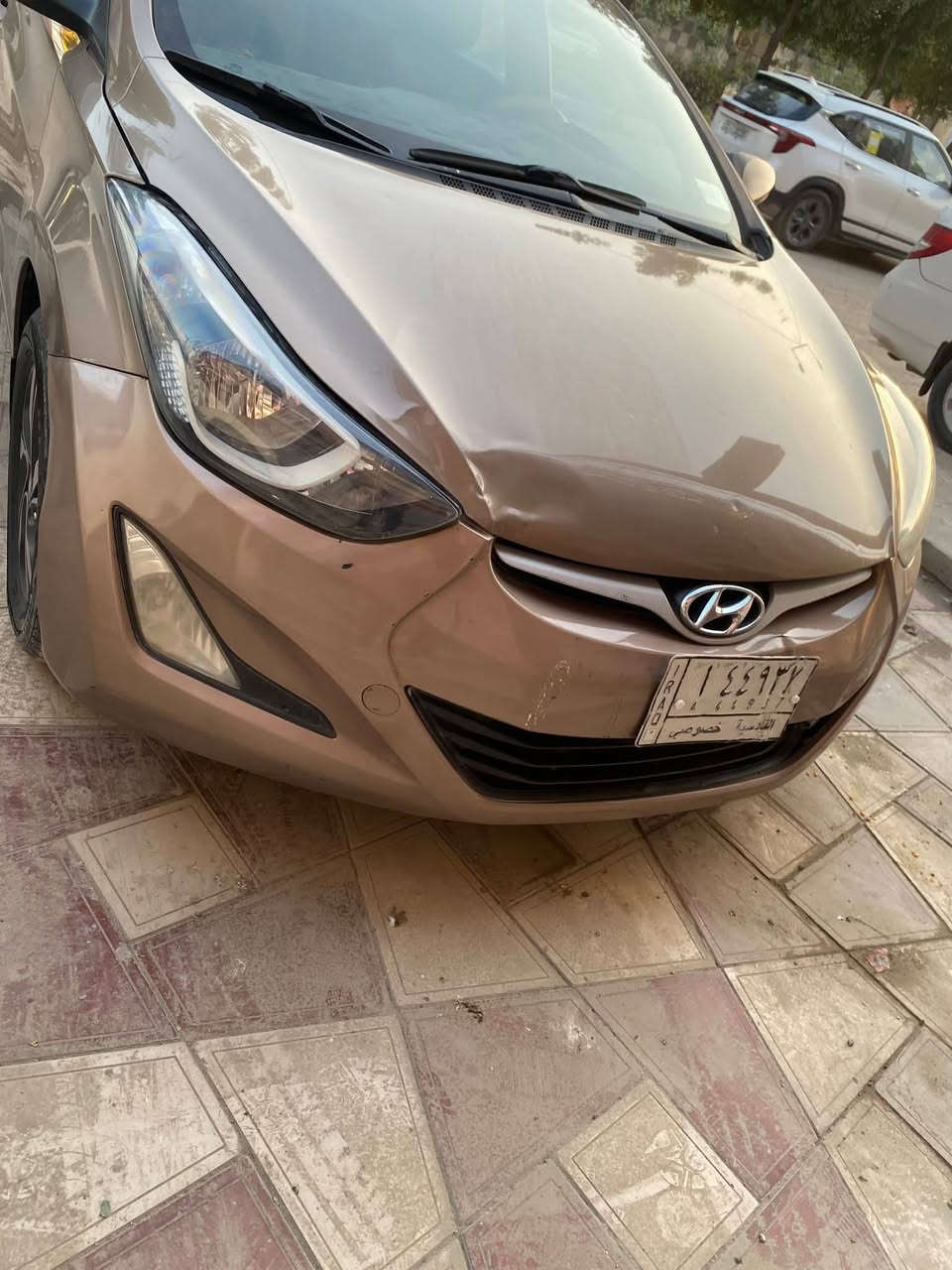 سلام عليكم الانتره موديل 15 خليجي محرك 1800 سياره مالت جناي حادث قبق جنطه وبيهه بارد الشراي يتصل 
***********
