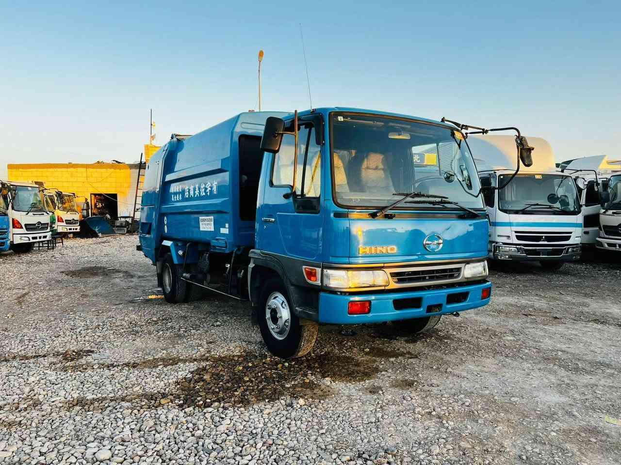 اللهم صل ع محمد وآل محمد 👍🇮🇶🇮🇶
هينو انكر كابسه نفايات كبسه 8 ونص مكعب 
مكينه 6 سلندر بم ونوزل دخول جديد 
 معرض النصر / قضاء النصر / ذي قار 
***********
***********
