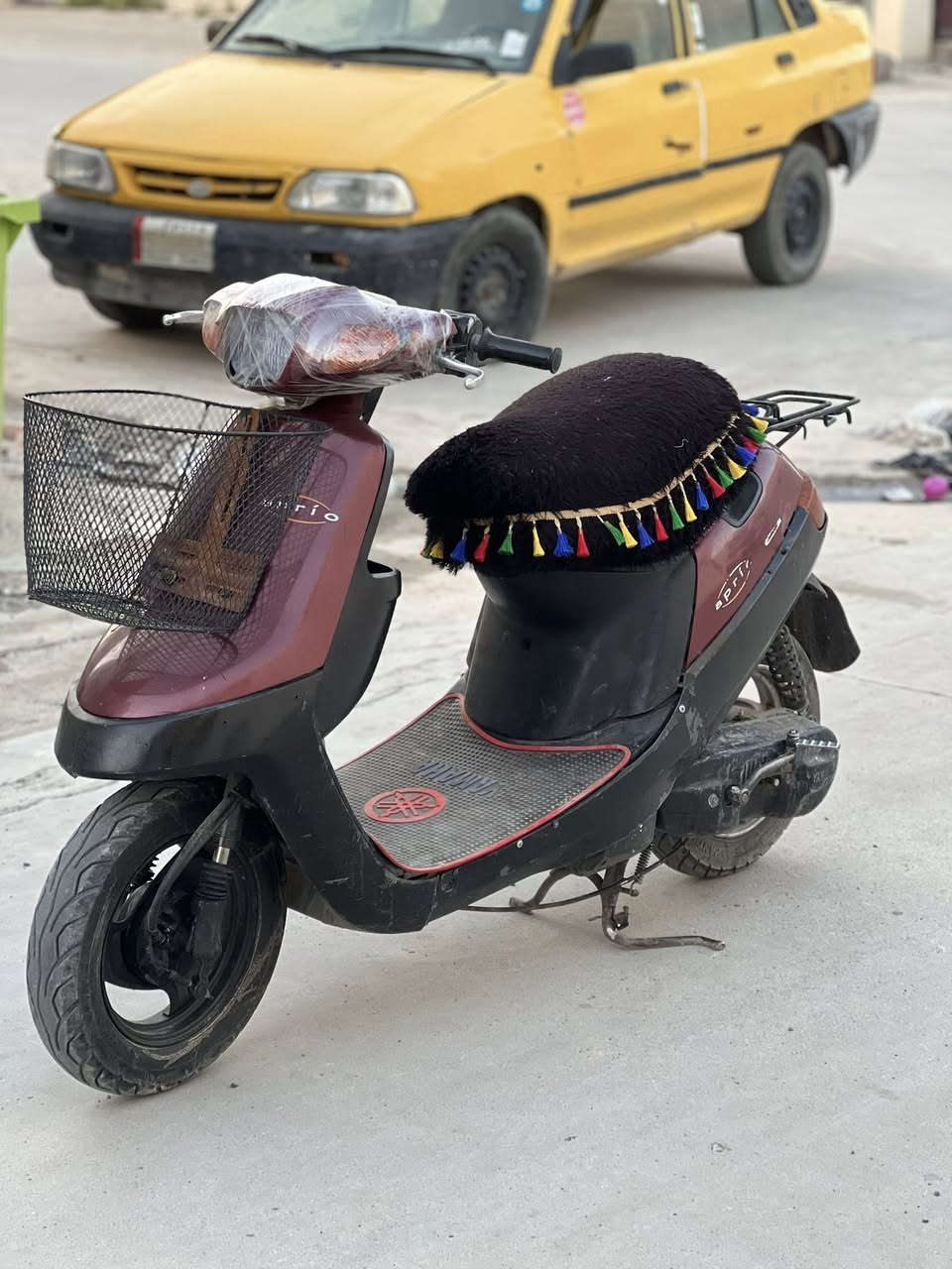 يامها بطه نضيفه نص هندر يشتغل مال جناي كهربائيات كامل تايرات نضيفه مرتبه مبيها عيب سعرها ٢٠٠ وبي مجال❤️
***********
