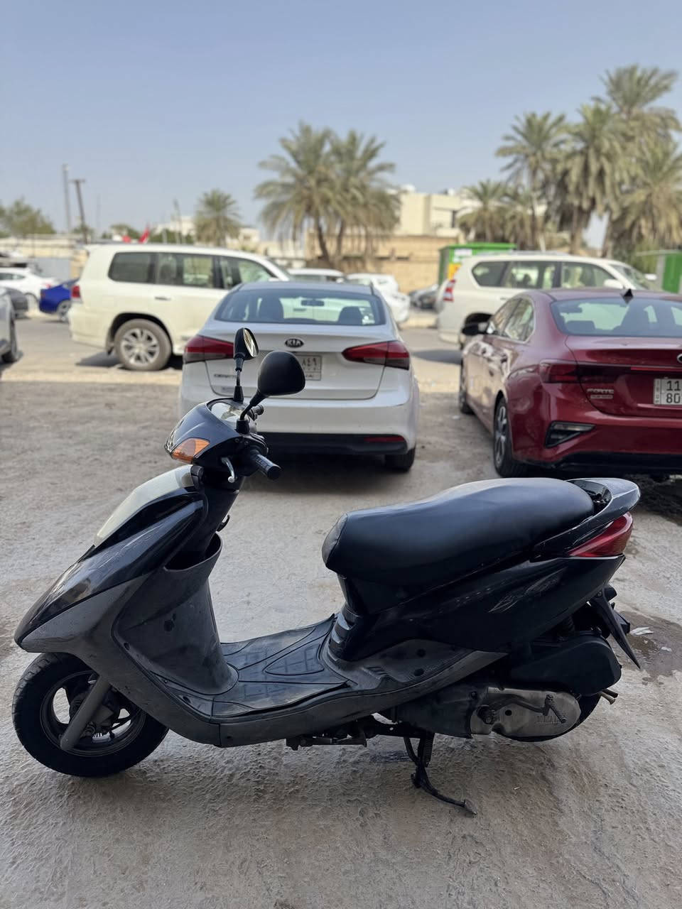 سلام عليكم..
دراجة بريز للبيع مكفولة من كلشي جيب مصلح وتعال وتعال افحصها غير بعض الضرر البسيط بالكفرات السعر (700) الف دينار مكاني الحرية 
***********
