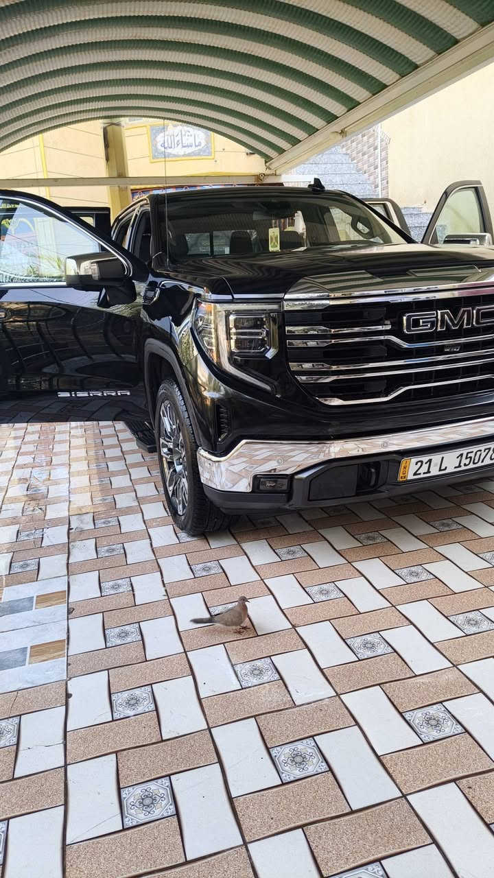 السلام عليكم GMC سيره موديل2023
وارد أمريكي رقم سليمانيه كلين تايتل كفاله عامه من معجون وصبغ وتبديل 
مواصفات فول بنو رامه خزن ميموري كشنات تدفئة وتبريد أمامي خلفي منضومه زنون سياقه ذاتيه مرايات شفط تشغيل بصمه حداده بلاديه تخم تاير اصلي المكينه 5300 كير طرح10نمر مواصفات دنلي بس ليست دنلي ما عده دواس شفط سياره بسمي هزه جديده ورقم جديد للاستفسار ***********
