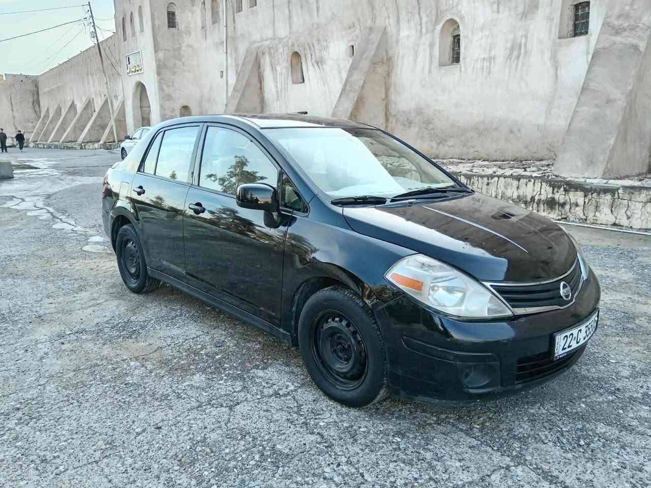 ڤێرسا مۆدیل ٢٠١١ هەزەو ڕەقەم و سەنەوی نوێیە گێڕوو مەکینەی بەشەرت تایەی تازەیە توندوو تۆڵە سێ پارچەو پەڵەیەکی بۆیاغە سعری ٧٦ وەرەقە 
***********
*********** كويسينجاك, أربيل
