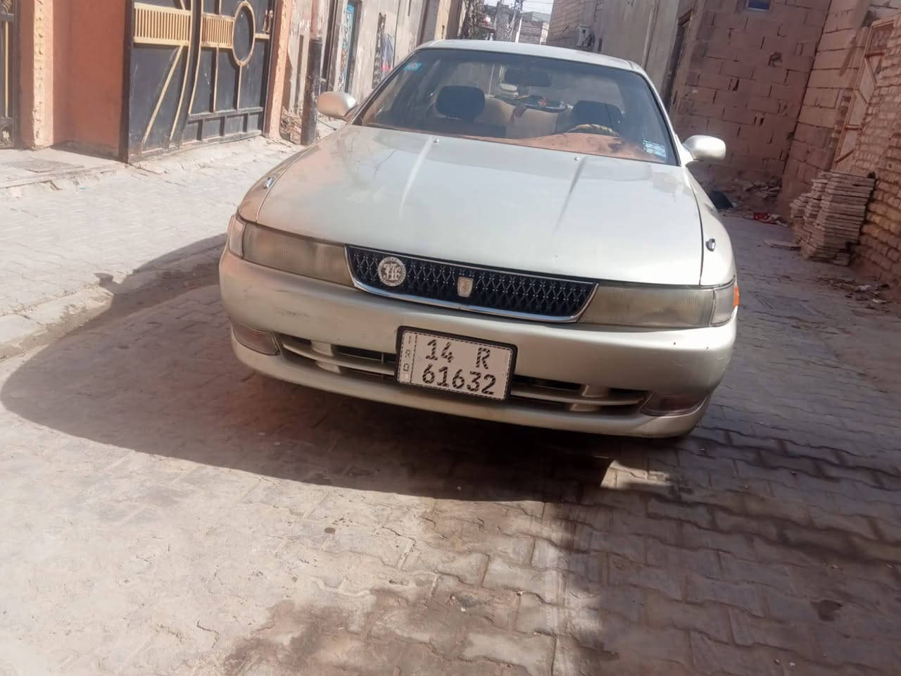 سياره شيزر مكفوله كص ونقل جاهزه من كلشي حداده تخم تأتير تبريد عوزه غاز سنويه الاحد 30مكينه وكير ونجي عنواني بصره سعر 50وبيه مجال نضافه مثل نضافت صوره بل ضبط ***********
