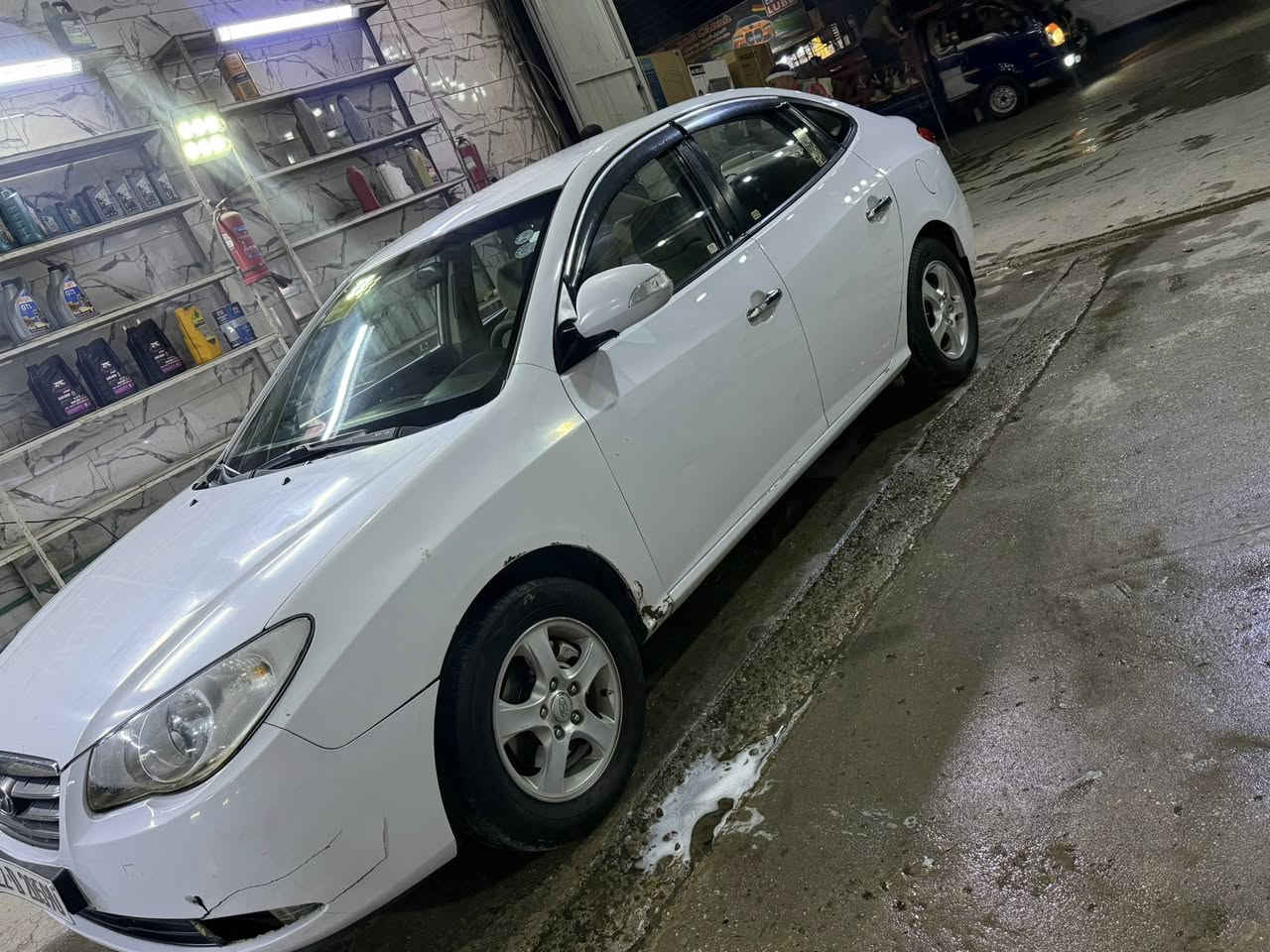 السلام عليكم النترا  م 11 خليجي بيها 3قطع صبغ بدون حادث صبغ فقط 
محرك 1600 دكشن عالي 
تخم تاير جديد 
منضومة تبريد جديده وراديتر 
محرك وكير  خير من الله 
رقم جديد وسنويه باسمي 
هزه م ساقطه 
مكاني بغداد حي الاعلام 
قليل متواجد ع النت 
السعر 100$وبي مجال بسيط 
هـ ***********
