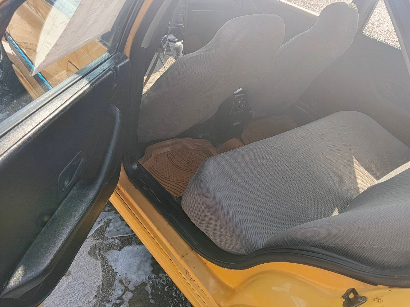 السلام عليكم
بيجو بارص 2012 

السياره بدون تبديل اي قطعه 

باتري جديد 

تخم تاير جديد 

رقم انكليزي عندي الوصل بس استلم فقط 

رقم بابل 

مصفره هيئه وغرمات 

حداديه جديده 

محرك كير جدد

التبريد بي ليك فقط

بدون اي نقص بس التبريد بي ليك

السياره جديده ومتعوب عليها 

السعر36وبيها مجال كلش بسيط

للستفسار اكثر اتصل ع رقم ***********

مكاني بابل
