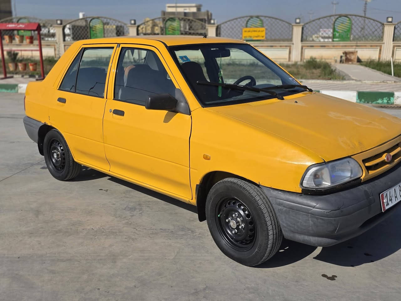 سايبه للبيع موديل 19رقم النكليزي مصفره رقمها بصره كفاله بس بيها بارد اب بنيد كد شبر ولمكينه كفاله مامفتوحه مكاني اعماره المجر الكبير***********
