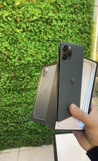 11برو ماكس عربي شرق اوسط ممفتوح وتر ذاكرة 256 بطارية 73 يخبل زلغ مابي ...