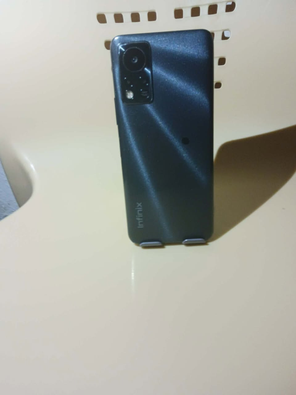 انفنكس نوت 11S(مبدل شاشه وكاله) ذاكره 128(بطاريه 5000)جهاز نضيف (سعره 80الف)
ـــــــــــــــــــ 
م/نعمانيه شارع 60(***********)
