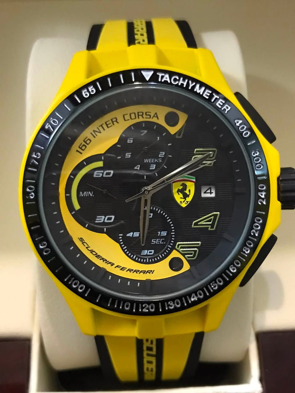 السلام عليكم 
ساعه ماركة FERRARI 
السعر 50 الف


**إذا كنت صاحب هذا الإعلان وتريد حذفه لأي سبب، رجاءا أرسل رسالة إلى الدعم الفني**