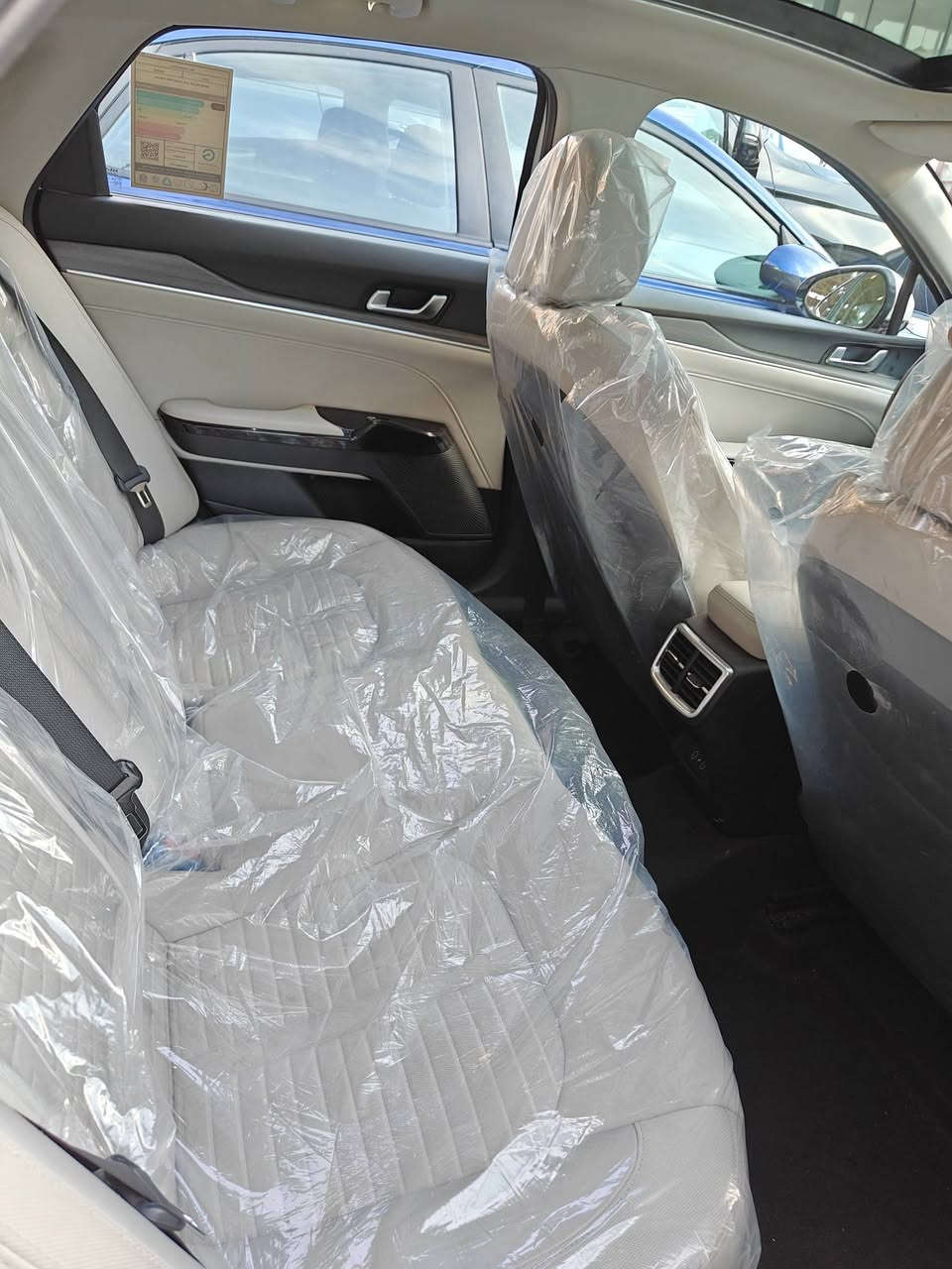 تحيه طيبه السلام عليكم ورحمة
كيا K5 خليجي 2024 

محرك:.25000

مواصفات :.
بانوراما 
بصمة
شغال (تشغيل عن بعد)
شاشة حجم كبير 
شاشة الكترونية 
كشن جلد 
كشن كهرباء 
مري شفط 
ويل كروم
داخل بيجي 
ليد أمامي و خلفي 
حساس أمامي و خلفي 
تبريد قطعتين 
صندوك ذكي 
درايف مود 
تحكم و تعديل سرعه
رقم أربيل دولي تحويل مباشرة 
السعر 225 ورقه 
أي استفسار رقم صاحب السياره 
*********** 
مكان بغداد البياع
