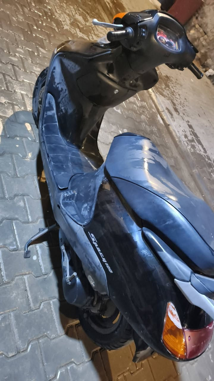 سبيسي يباني مكفوله جديده قبل شهر ماخذها ربمه كفر أصلي مكينه مكفوله للاستفسار على الخاص ***********
