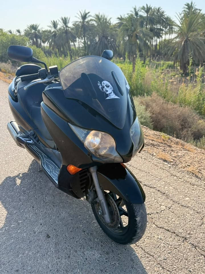 فورزه صفر 10ربمه ماشيه 35 سعر مناسب بيه شخوط قليل
تواصل ***********

