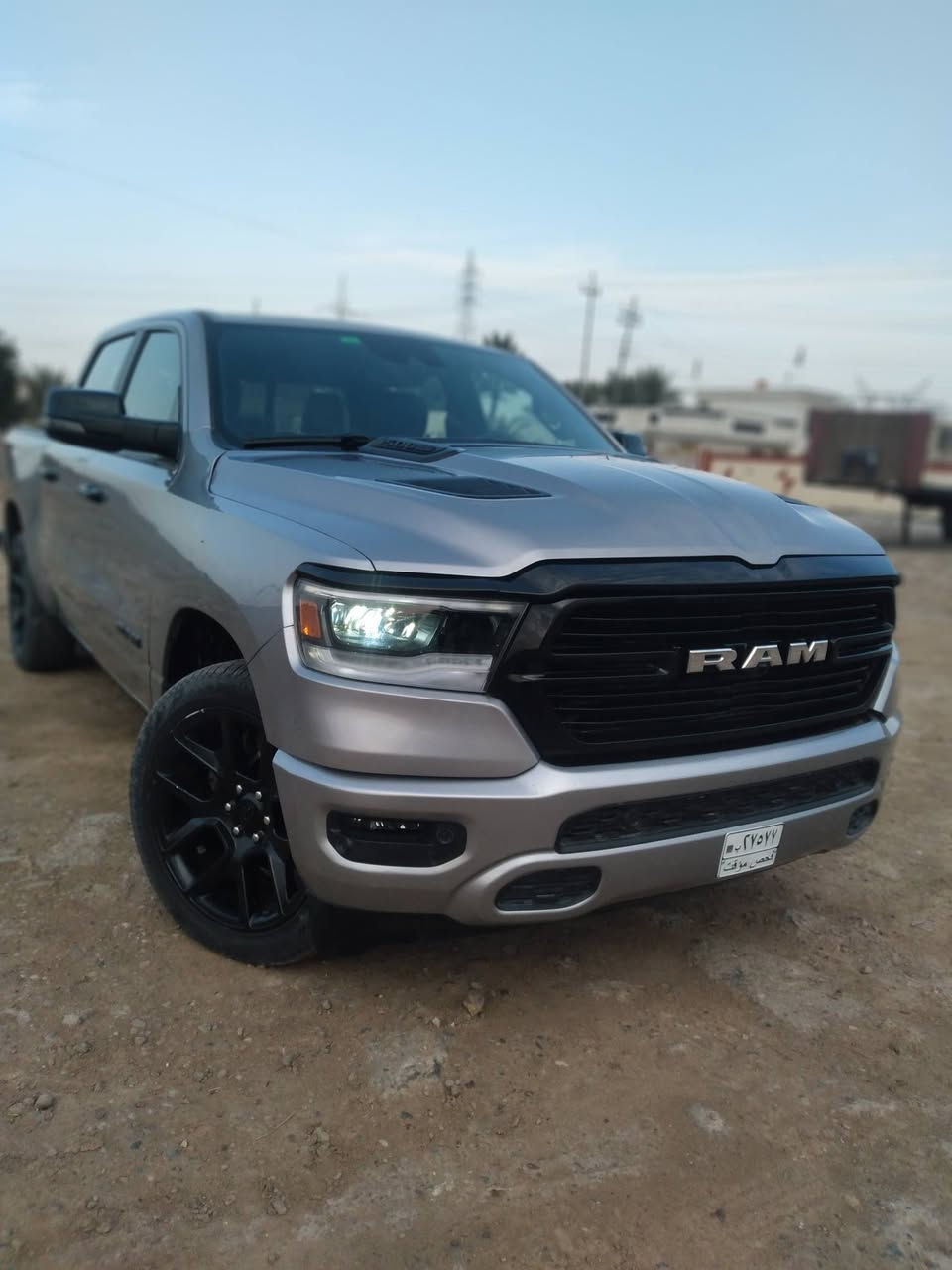 لارامي ٢٣ ماشيه ٦٠٠٠بيهه صبغ بنيد وشبر بلجاملق ***********
