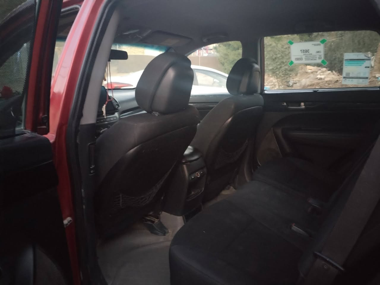 سورنتو ١٤ بغداد للبيع او مراوس بتوسان صبغ عام كص شواصي لغود كفاله ١١٥ وبيه مجال للطيبين ***********
