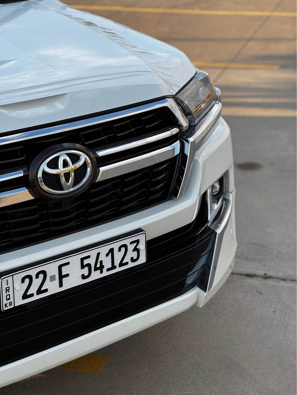 Land Cruiser 2017 GXR v8
جكسارة 2017 محرك 4600 v8 
ماشية 90 الف كيلو حقيقي بالباكيت 
رقم هزة سنوي كله جديد جاهز مكمل 
گير محرك كهربائيات كله شرط مكفول 
بدون قطرة صبغ شرط فقط شبرين بارد بيه 
باقي مكفول بجم ل ورا كله مكفول 
سيارة مسوي 2021 
فولل فولل مواصفات 
بدون مراوس بس بيع 
مكان اربيل 
تحويل وكالة غرامة اب شرط 
سعر جدا مناسب 455 ورقة مجال بس حق الجية 
واتساب ***********
——————————————————————

‎تويوتا لاندكروزر موديل ٢٠١٧ 
GXR ٨ بستون مكينة ٤٦٠٠
‎٩٠ هةزار حقيقي رويشتية
‎رقم و سةنةوى و هةزةى هةمووي نويية بةناوى خومة گير و مكينةي نةكراوةتةوة به شه رت  بئ بؤياغه هيچى نيه ته نها دوو  چى تعديه
‎باقى هه موو شتيكى  به شه رت پيش و پشتى 
‎كراوه ته  ٢٠٢١ هه تا بليى سه ياره كى خاوينه
Eco  سلايد  دةبل گير ئوتوماتيك و عادي
‎دبل ماوس  تبريد مركزي  شاشة ايباد        تحكم سكان تحديد سرعة ٨ ايرباك
‎لايت مسح  كوشين جلد  كوشين كارةبايي
‎سةلاجة  ئاوينة كاميره  كاميرا ٣٦٠ دةرةجة
‎بصمة و شغال  حةساسي بيش و بشت
‎لايت زينون  لايت اوتو  شغال لة كونترول
‎پينج كاميرا   زور مواسةفاتي تر .....
‎سعر  🔥  455  🔥
‎ واتساب *********** أربيل, العراق
