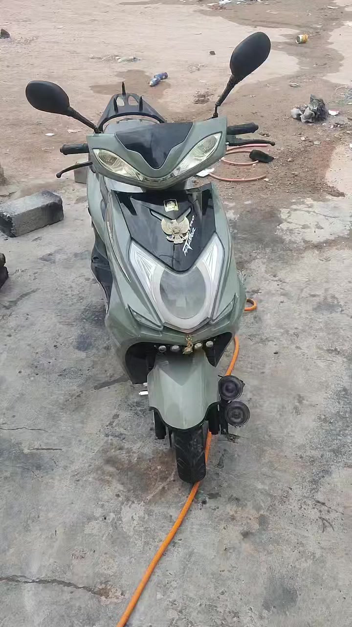 سلام عليكم دراجه سكنس موديل 22 دراجه جديدا  عدي مكاتبه مالها550نجف حيدريه ***********
او عدك مراوس موبايل. و فرق حسب نوع جهاز  ويا سوك
