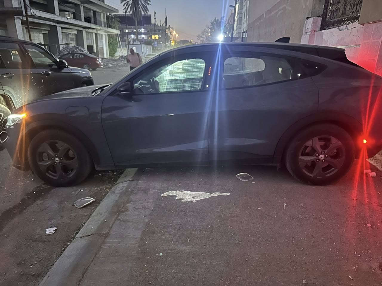 السلام عليكم  احبتي
للبيع موستانك Mach-E 2023
حادث خفيف مثل مموضح بدون ايرباك
مدى الشحن الحقيقي 430 كيلو
كامرات محيطية 
شاشة ايباد
السيارة جديدة بدون اي نقص
***********
