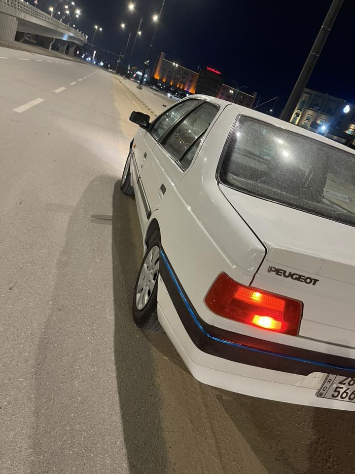 بيجو موديل ١٦ رقم نجف إنكليزي مكفوله كفاله عامه بيها بارد يم قبق البانزين بس والباقي مكفول مكينه لا تنقيص ولا تبخير تبريد ثلج حداديه جاهزه السياره علا وضع الشركه السعر ٥٥ بيها مجال قليل مكلف بلنشر العنوان نجف ***********
