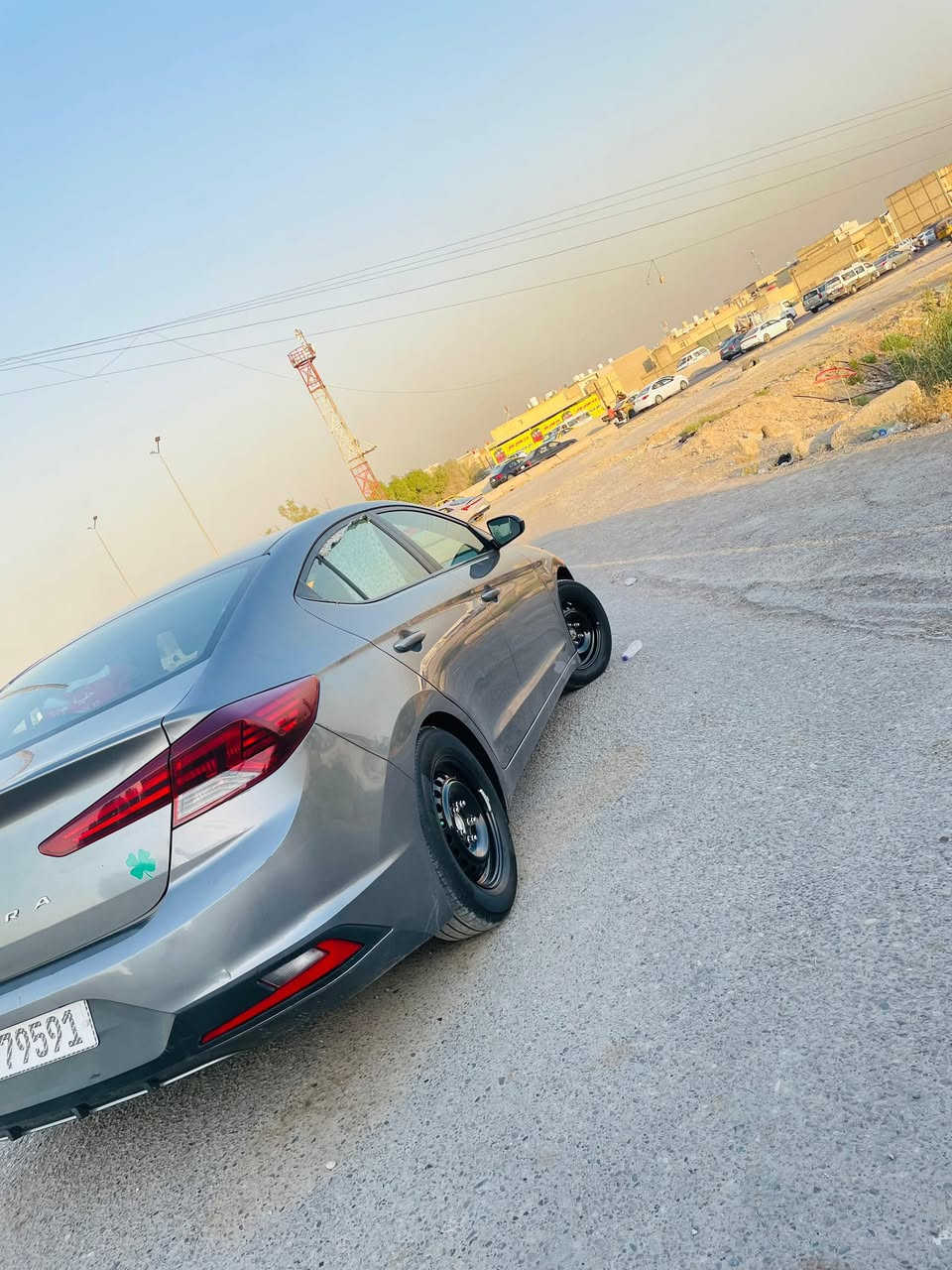 بسم اللّٰه
النترا 2019 بيع او مراوس
جديده 3 قطع فقط بيه جاملغ وباب وبنيد مبدل جديده صدر امامي خلفي جديد تخم تاير ويل صبغ جديد تبريد تدفئه كير محرك بشرط
مواصفاته معروفه
شاشه كامره تحكم استرين مودات قياده 
مكينه 2000 دوش المرغوبه
كير AT
مكانه بغداد منطقه الشعب
سعره 120 وبيه مجال بسيط وهاي أرقامي التواصل
واتساب
***********
اتصال
***********
غير متواجد على الماسنجر
