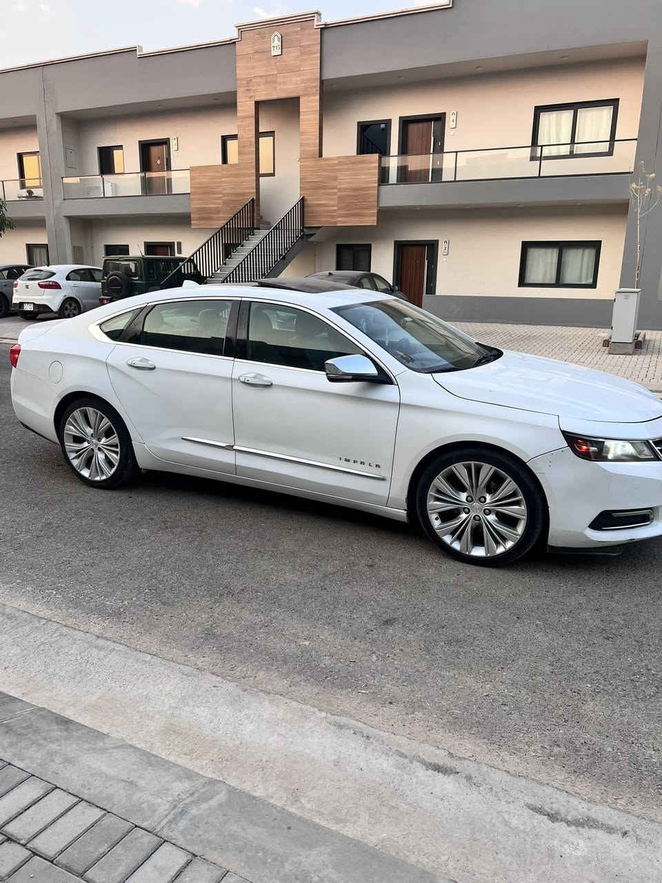 السلام عليكم شيفورليت امبالا  2014 LTZ خليجي وكالة المنصور

للبيع امبالا ٢٠١٤ فول مواصفات محرك ست سلندر v6 وكالة المنصور 

جانيها صار سنوات كير ومحرك مكفولات 

فرق الخليجي يتحمل ظروفنا واجوائنا المحرك يتحمل حتى بانزين عادي 

ما مجفتة 

كشن تدفئة تبريد 

قطعتين التبريد 

تحكمات ستيرن

فتحة سقف 

بصمة وتشغيل عن بعد

شاشة قاصة 

ابواب بصمات 

للتواصل  غير متواجد على الفيسبوك

***********
