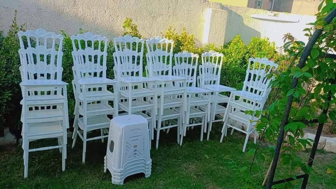 السلام عليكم تأجير كراسي عاج ومسرح  تجهيز كافة مناسبات (مهر💚 🎸💍 و خطوبة 💜💍 حنة💛 🎻🎤 أعياد ميلاد🤍 🍰) (يوجد خدمة توصيل 🚛🚛 بغداد الزعفرانيه شارع المهعد قريب صور السيد منصة ***********/*********** معرض السجاد  الدلفي
