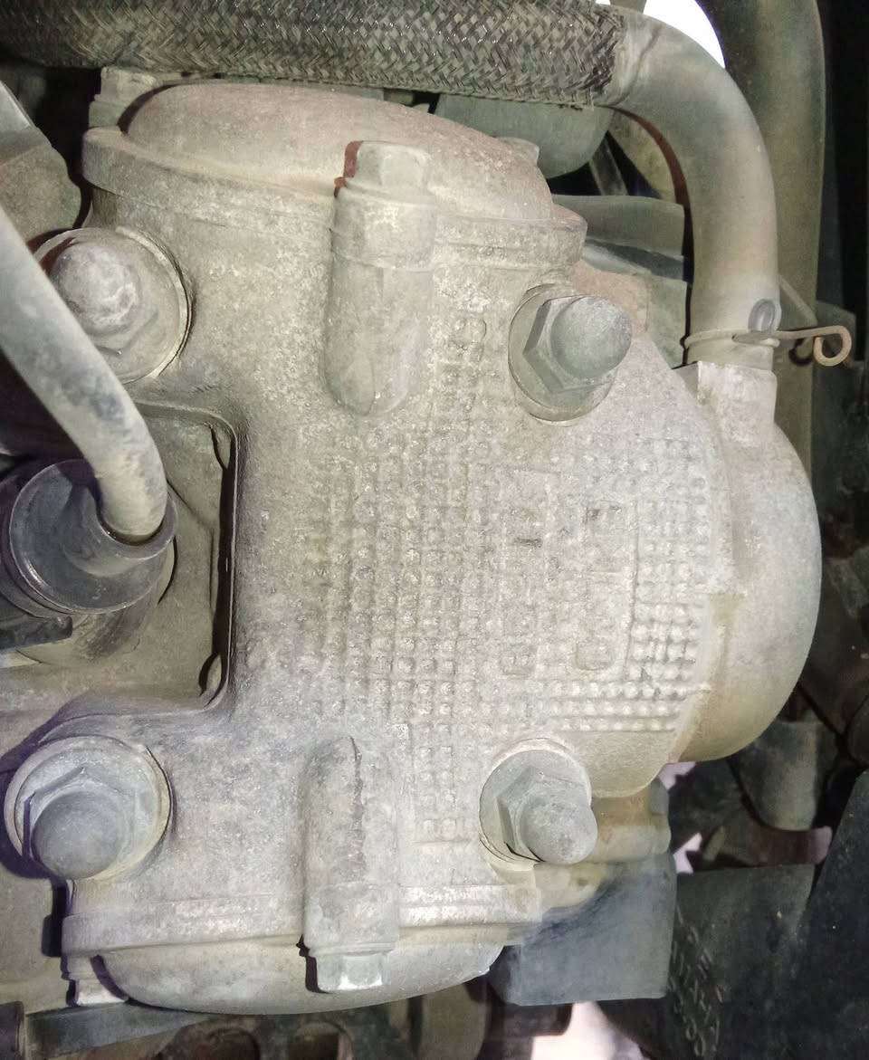 السلام عليكم جيتي ار 2014 الدراجة كفالة عامة صارله. شهر من نازلة من الرمبة المكينة برغي ممفتوح بيهة كفالة عامة مكينة وكفر الكفر ختم واحد كهربائيات كلة شغال الدراجة نكرى بكل وقت السعر 950وبيهة مجال الستفسار ***********
