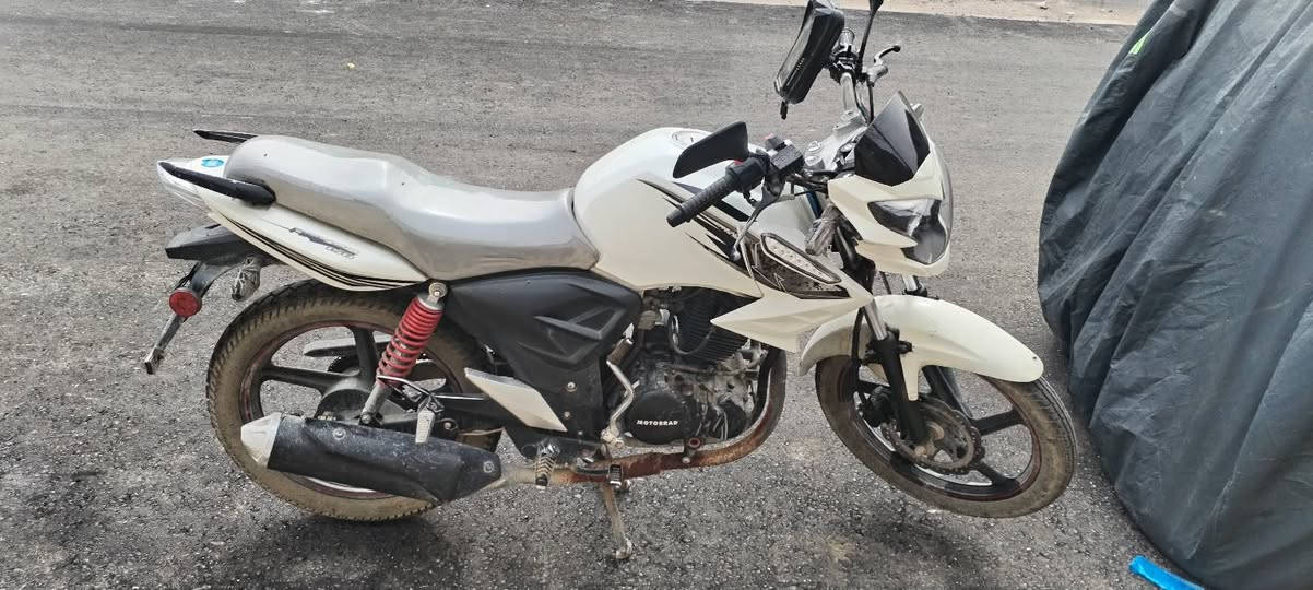 سلام عليكم
دراجة دايون الشكل الجديد موديل ٢٠٢٣
مكفولة كفاله عامه أوراق كامله اوصوليه
مكان بكربله سعر 1200 وبيها مجال


**إذا كنت صاحب هذا الإعلان وتريد حذفه لأي سبب، رجاءا أرسل رسالة إلى الدعم الفني**