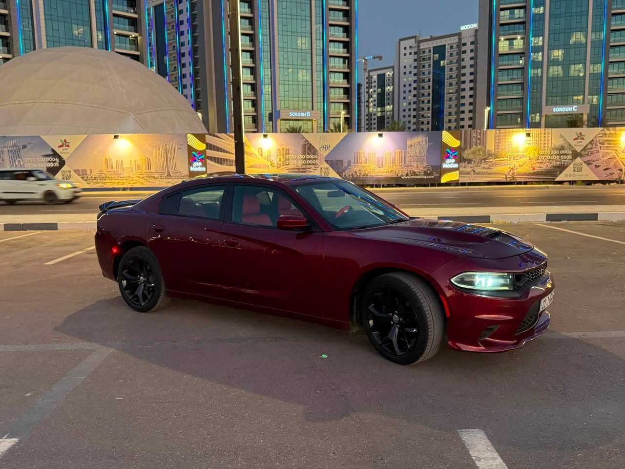جارجر xst plus فول مواصفات 2019
السياره فول للاخير 
كشنات تدفئه تبريد 
ذاكره مقاعد
كرسي كهربائي 
فتحه سقف 
6 سلندر
ماشيه 125 الف ميل 
رقم شمالي 
السعر 19.500$ 
للاستفسار : ***********
