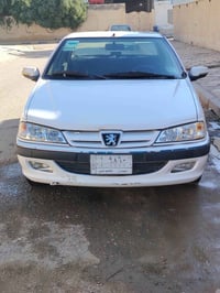 سياره للبيع بيجو بارص موديل 2013 باسمي بيه هلالات بسيطه كلها شغاله تبر...