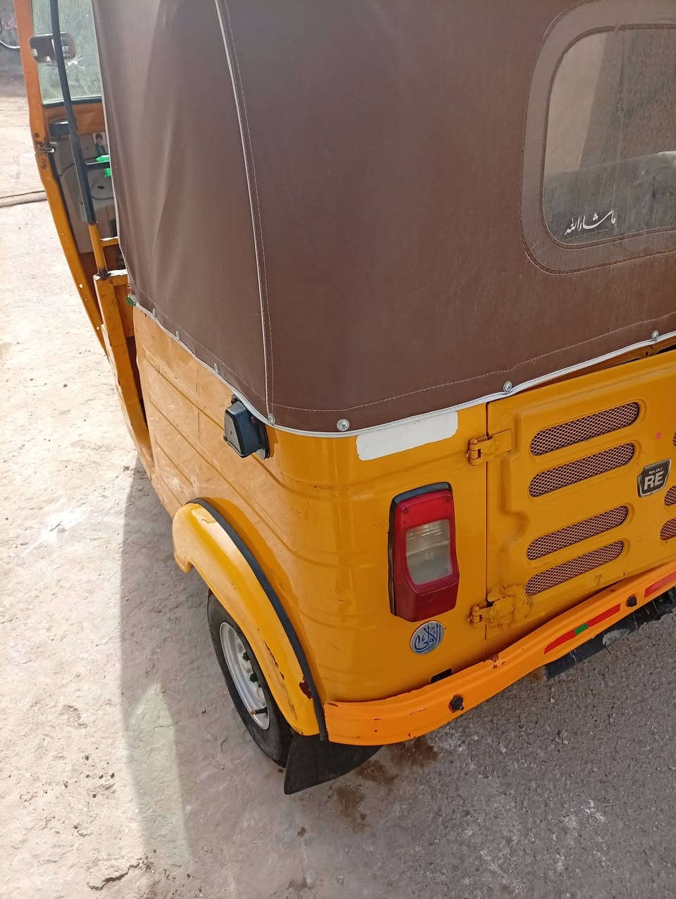 سلام عليكم تكتك لبيع موديل 19داخله بل 20
ملاحظه تيك توك لا ضربه ولا صبغ 
رقم ***********
