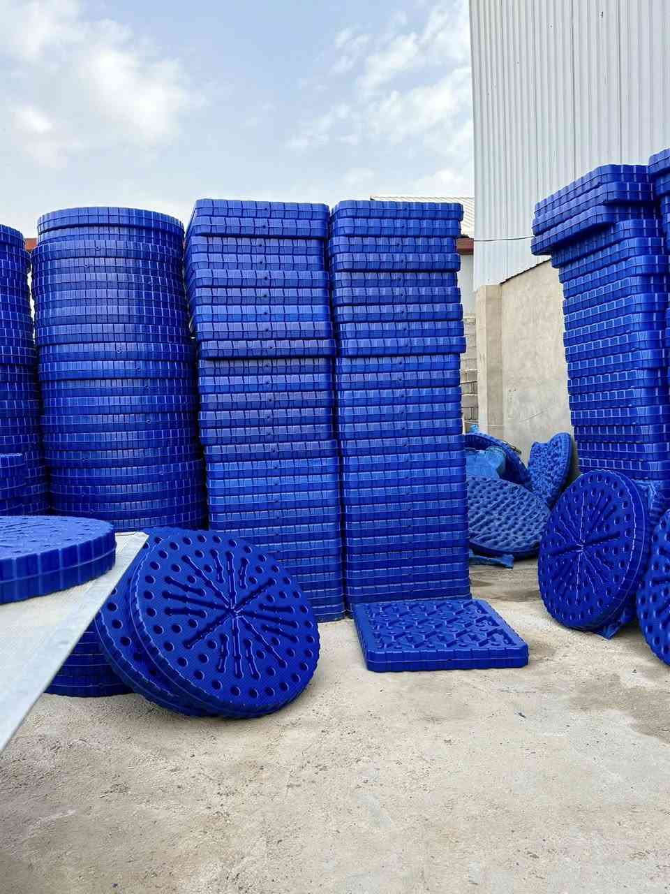 سلام عليكم سكيبه خزان. مختلف لأحجام احمي خزانك أسعار مناسبه  سكيبه عمودي سكيبه أفقي سكيبه خزان 2000لتر  
 استفسار/***********/ ***********
