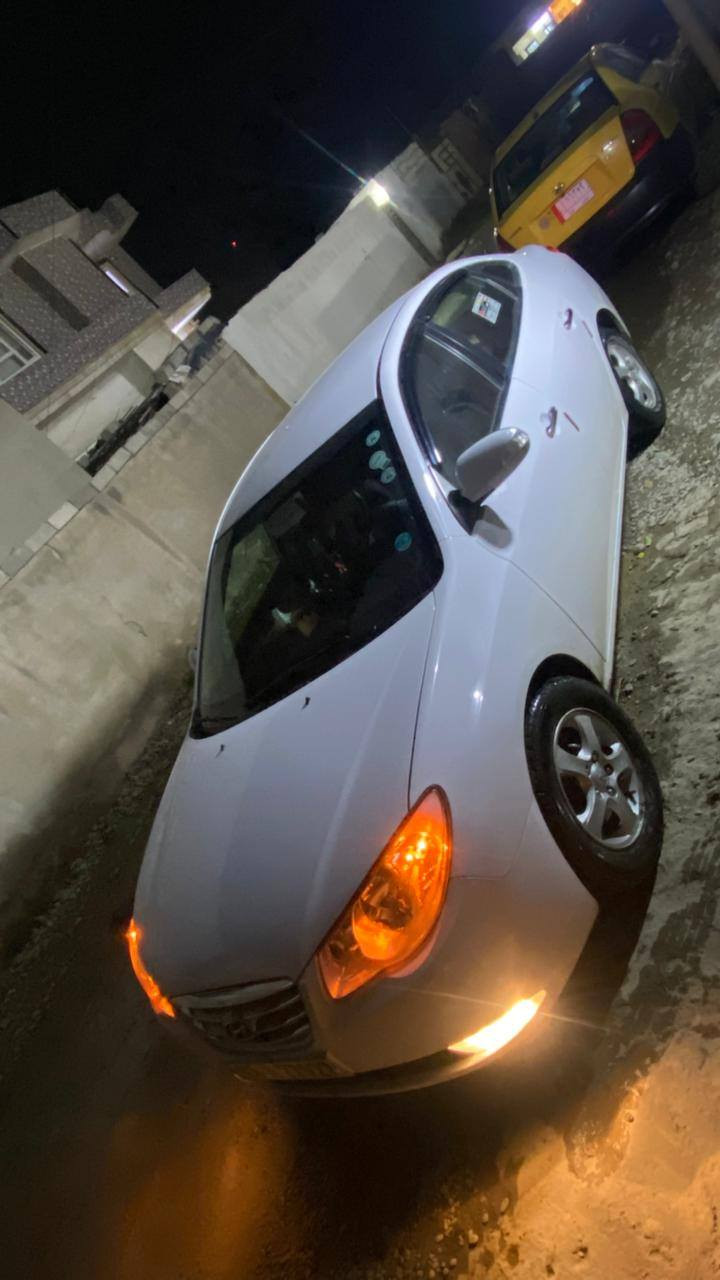 للبيع سياره انتر مقدس موديل 2011 اسعر 98 وبيها مجال قليل 
اسياره مسويه حادث ضاربه ماطور وطاخه بوري أبيعك حزام سياره مال جناي طخم جديد تواير 4 جدد قرفه جديده زينول عالي ناصي 
فول تماتيك اشاير بل مري امري شفط منظومه غاز شادها جديده محرك 16 شاشه جديده شاشه داخل لونين رقم دهوك جديد سنويه ل30 كوري مكاني موصل جانب اليمن متواجد تصال وتساب رقم الهاتف ***********
