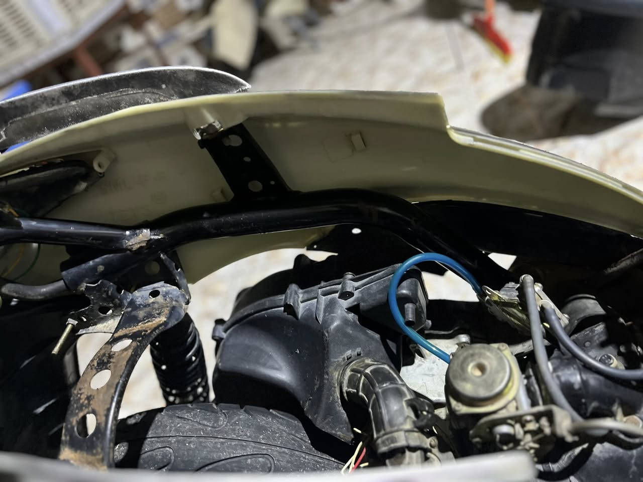 اسلم عليكم شباب سكنس نثيه للبيع بوشه وبستم رياضي اصلي 58 دبلات جديد اصلي دسكات جديد اصلي. الدراجه امعمره تعمير مال جناي خير من الله لا تنقيص لا ابخير اوراق كامله  تجي احولها بسمك عارضها ب450وبيه مجال 
اتصل وتدلل***********
