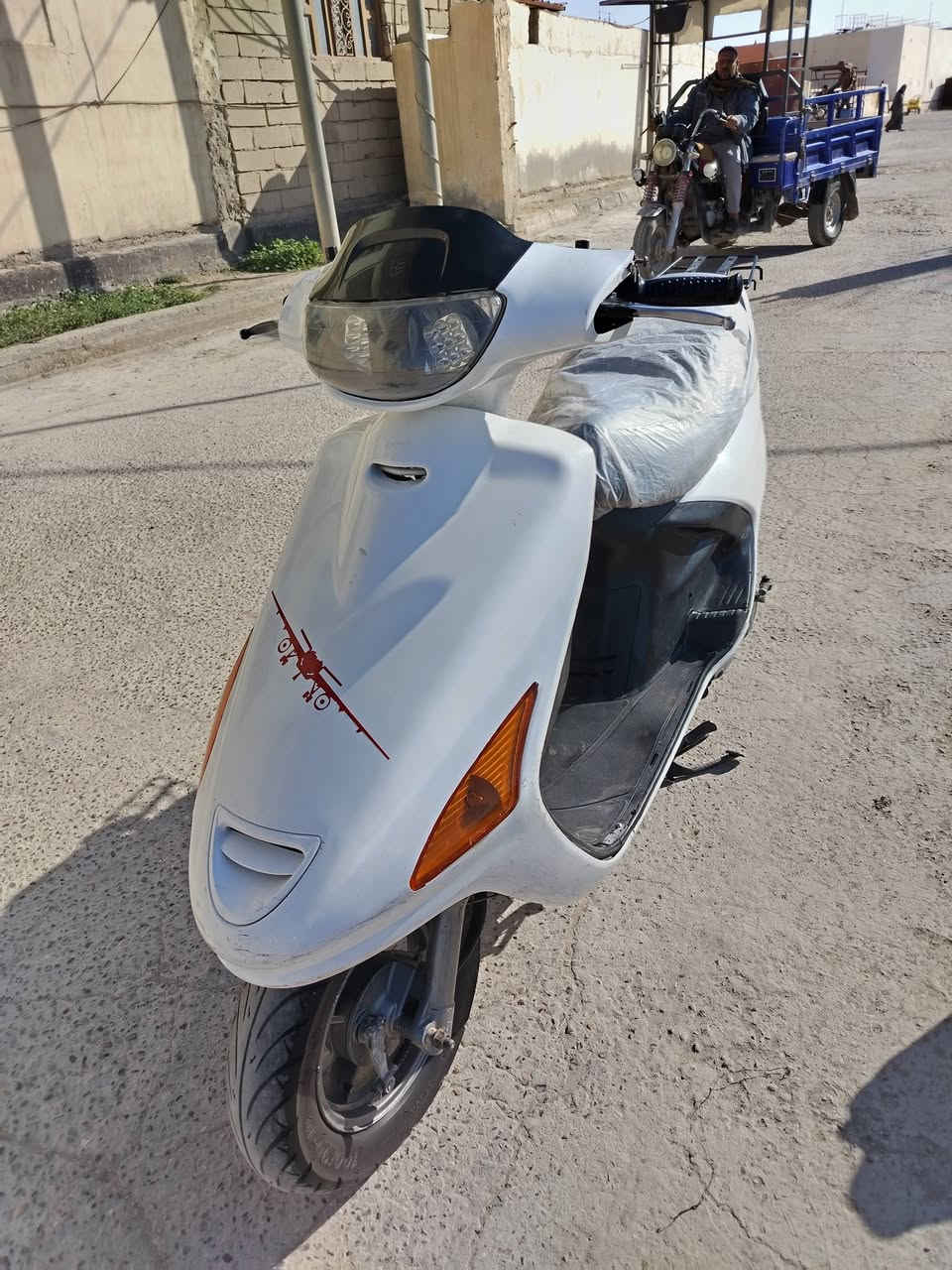 اسلام عليكم دراجه فراشه للبيع دراجه بلاديه مكينه ناعمه شلعه ومعدل كهربائيات كلها شغاله عوزه بس باتري مكان  قضاء المشخاب سعر 550 الاستفسار خاص


**إذا كنت صاحب هذا الإعلان وتريد حذفه لأي سبب، رجاءا أرسل رسالة إلى الدعم الفني**