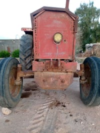 للبيع عنتر 80  كير ومحرك واكسل وهيدروليك  مكفولات تشغيل سلف   للاتصال ...