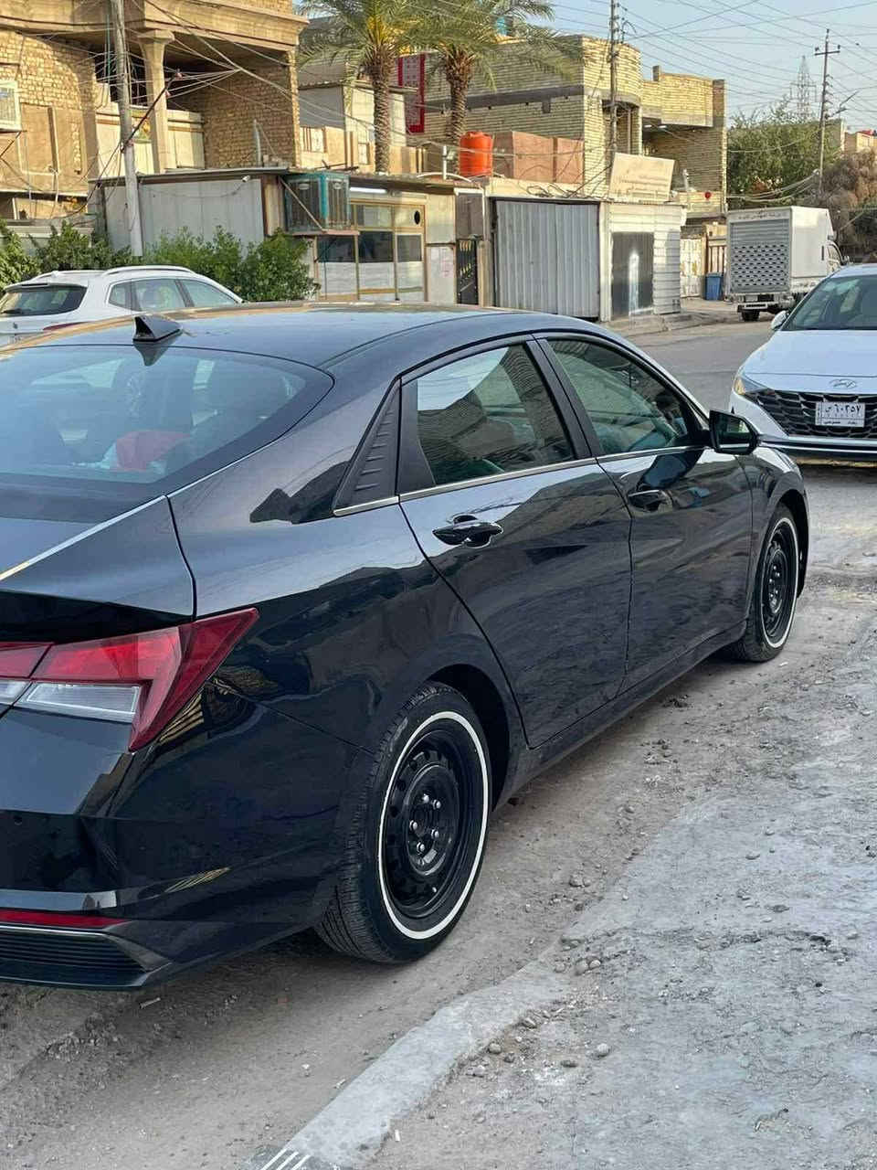 السعر 170 مقدمتها 75 وقسطها3$
🔻بصمة تشغيل ابواب وصندوك
🔺فتحة سقف ( سلايد روف ) 
🔻محرك 1.6  
🔺كاميره امامية خلفية دوارة
🔻رادارات 360 درجة ( امامي جانبي خلفي ) 🔺تمنع التصادم الامامي والجانبي والخلفي
🔻التحذير عند فتح الباب 
🔺دشبول شاشة 4 وضعيات للعدادات
🔻 3وضعيات قيادة ( عادي سبورت ذكي ) 
🔺مثبت سرعة ذكي ( التحذير عند مغادرة المسار )
‏🔻 Auto Hold التوقف لفترات قصيرة
🔺الهاند بريك بصمة
🔻شاشة حجم كبير تدعم نظام الابل كار بلي 🔺والاندرويد اوتو بدون كيبل يربط التلفون واير ليس و GPS  
🔻شحن واير ليس 
خزن ميموري
🔻نظام الصوت Bose عدد السماعات 8 
🔺تشغيل عن بعُد 
🔻المراية الجانبية كهرباء اشاير بالمري 
🔺اضواء ترحيب عند الاقتراب 
🔻لايت لد 3عدسات  
🔺كشنات جلد السايق كهرباء 
🔻نقطة عمياء
🔺تدفئة بالكشنات
🔻لد متغير الالوان ١٢ لون على طول الدشبول
🔺كير اوتماتيك و S وعادي 6نمر
🔻تحديد مسار وقيادة الية والسياقة على خطوط 🔺الشارع في حال الاجتياز تنبهك
🔻مانع انزلاق ومانع تصادم
وبدون ايرباك السيارة وبدون اي دواخل. بعد بيها هواي مواصفات

للإستفسار واتساب ***********
