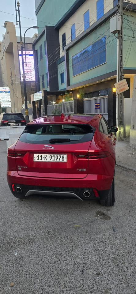 🔥 للبيع — جاكور E-PACE موديل 2019 بسعر مناسب جداً 🔥
📞 للاستفسار: (***********) مامتواجد ع الفيس نهائياً

✅ خليجي وكالة سردار كفالة عامه 
✅ محرك 2.0 تيربو
✅ دفع رباعي AWD
✅ ناقل أوتوماتيك 9 سرعات
✅ داخل جلد فاخر
✅ شاشة كبيرة + Apple CarPlay
✅ كامرة خلفية + حساسات
✅ أنارة ترحيبية led
✅ فتحة بانوراما
✅ كراسي كهربائية + تدفئة
✅ تثبيت سرعة
✅ باب خلفي كهربائي

🚗 السيارة جاهزة من جميع النواحي
🔧 محرك وكير بحالة ممتازة صيانه دورية
استخدام شخصي بيها فقط PDR قليل باب خلف السائق جاهزه للفحص بأي مكان

