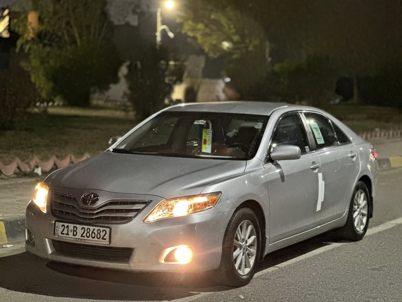 السلام عليكم 
للبيع ..
كامري 2011 رقم سليمانيه الجديد 
هزة وسنوية جديدة 
السيارة ماشيه 179 الف حقيقي
محرك ما مفتوح شرط 
كير شرط ما مفتوح 
صدر امامي + خلفي جديد 
تخم تاير + ويل كب جديد 
تبريد + تدفئة بشرط 
شاشة + كامرة 
كشن كهرباء 
تحكمات ستيرن 
مثبت سرعه 
حساسات 
السيارة اي نقص ما بيها شرط من الدعامية للدعامية
الصبغ / قطعه وحده فقط شرط بدون دواخل 
السعر / 112
العنوان / تكريت / القادسية 
ملاحظه / بيع نقد فقط بدون مراوس
اتصل للأستفسار / ***********
