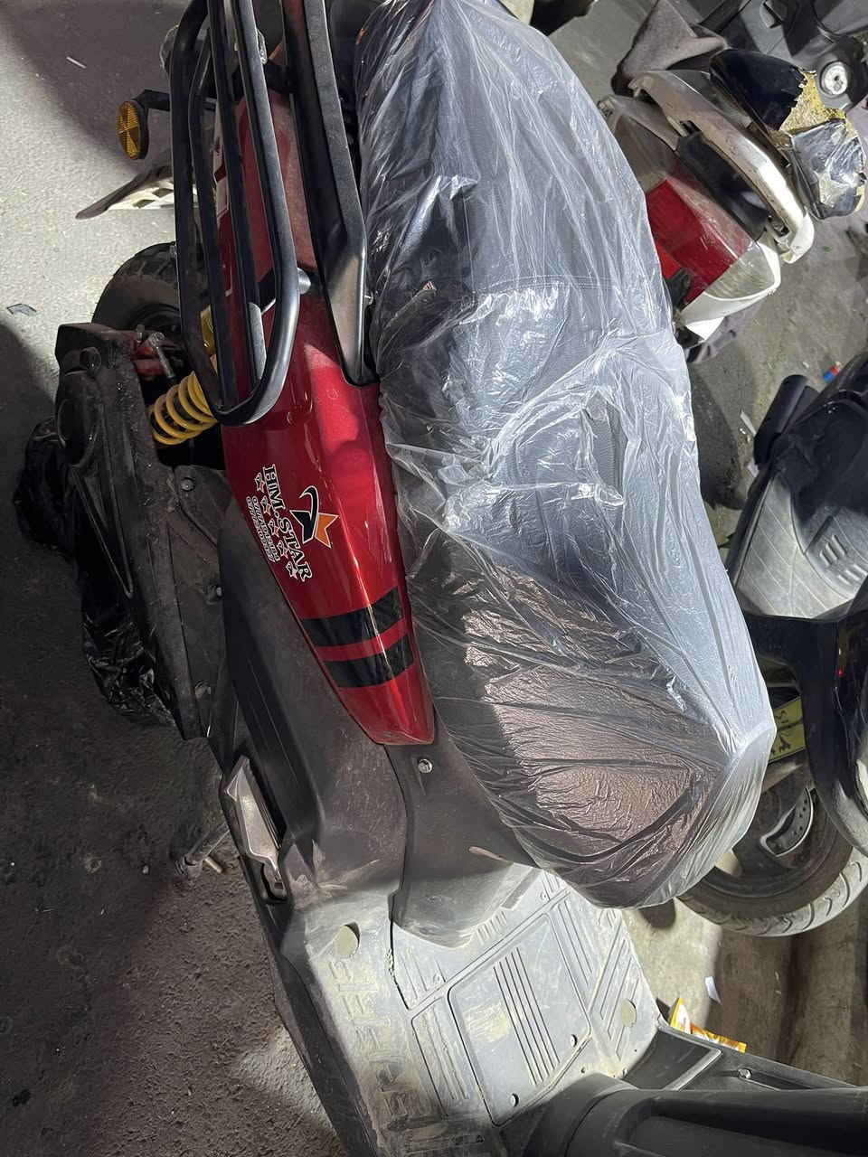 السلام عليكم 
دراجه شحن اباچي جديدة
للبيع او لمراوس بدراجة بانزين حسب القناعه
استعمال شهر فقط
***********
