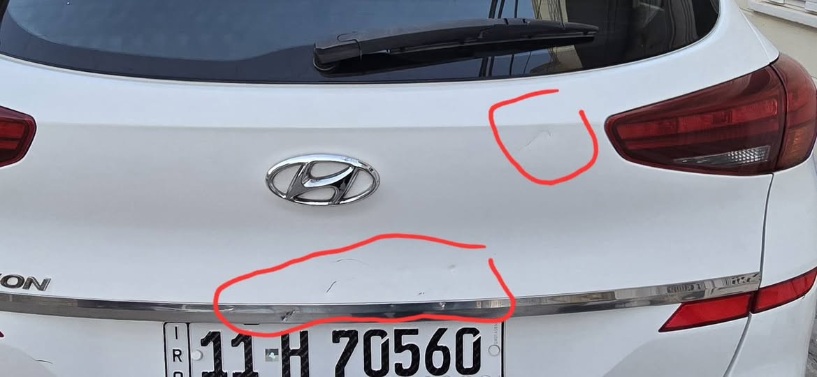 السلام عليكم ...
توسان خليجي موديل 19 ماشية 113 الف كم بيهة طخات مثل مموضح بالصور  
مواصفات السيارة ....
5 عدسات . كشن كهرباء . كراسي جلد مشمشي وبيجي . داخل صاج . تبريد قطعتين . مري شفط . اشاير مري . لد امامي نهاري .
السعر 188 ورقة بيها مجال مكانها بغداد حي اور 
***********
