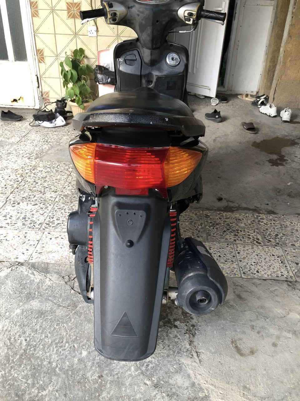 سلام عليكم سكنس نثيه للبيع السعر 600وبيها مجال رقم هاتف *********** عنواني الدوره
